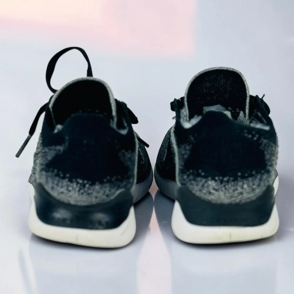 Nike Free RN Flyknit 2018 Oreo Women's Size 7 Black White Running Shoes